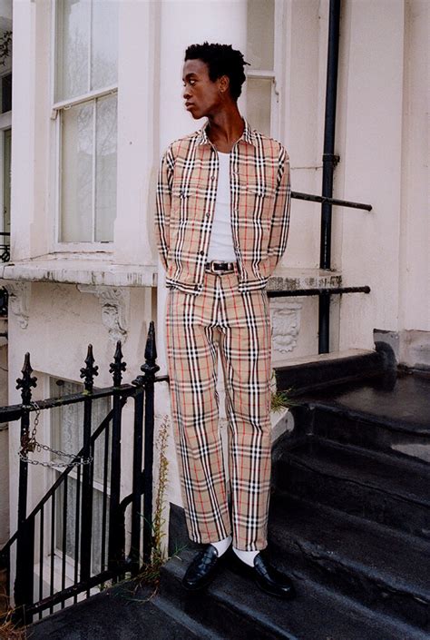 collaborazione burberry e vuitton
